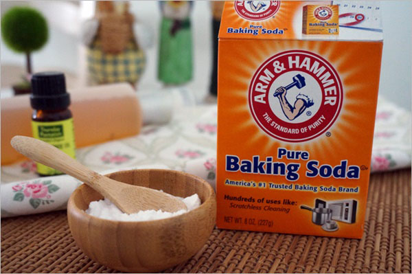 Dùng muối kết hợp với baking soda