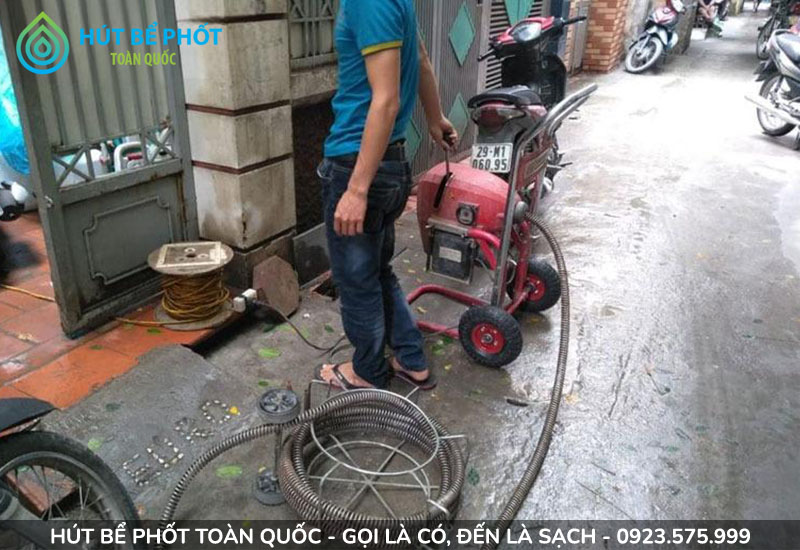 Thông cống nghẹt tại chung cư 203 Nguyễn Trãi 